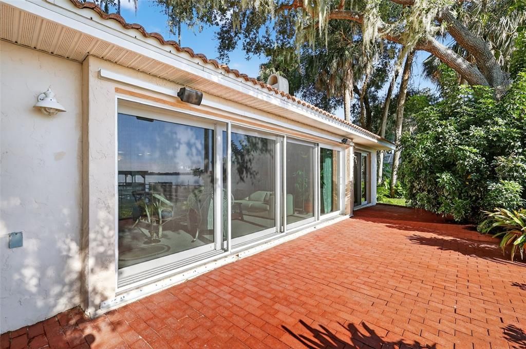 待售: $795,000 (3 贝兹, 2 浴室, 2095 平方英尺)