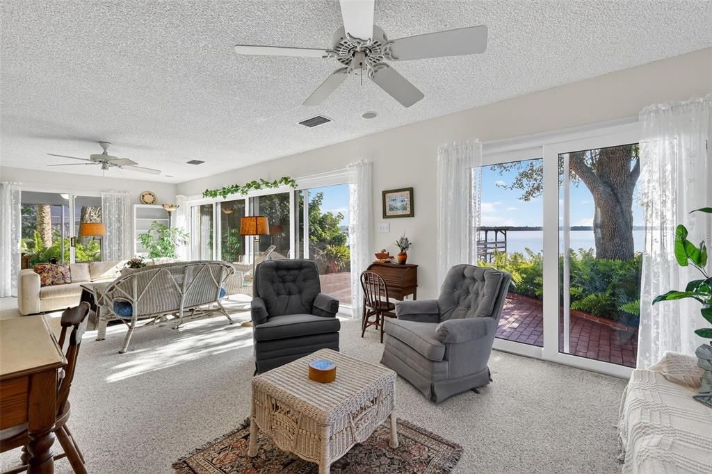 待售: $795,000 (3 贝兹, 2 浴室, 2095 平方英尺)