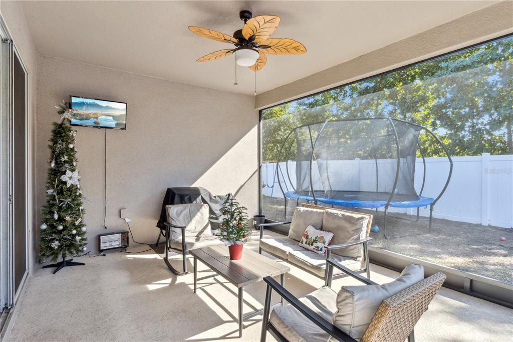 На продажу: $340,000 (4 спален, 2 ванн, 1928 Квадратных фут)