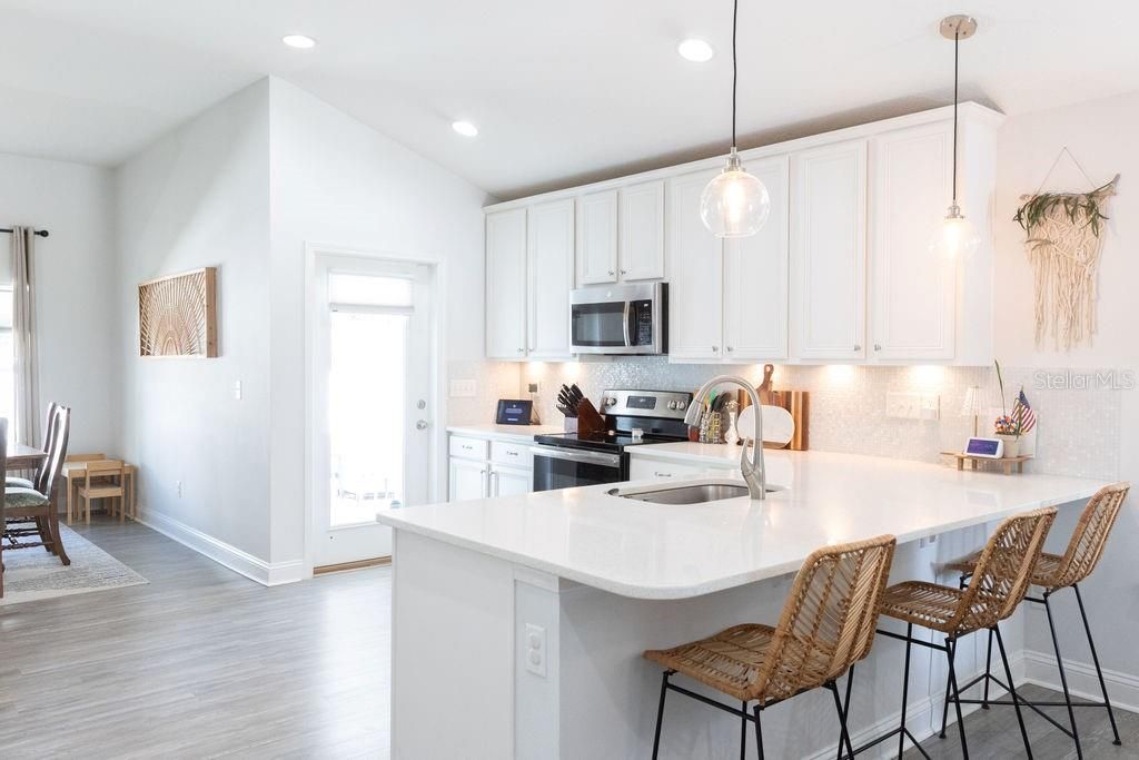 待售: $494,972 (3 贝兹, 2 浴室, 1428 平方英尺)