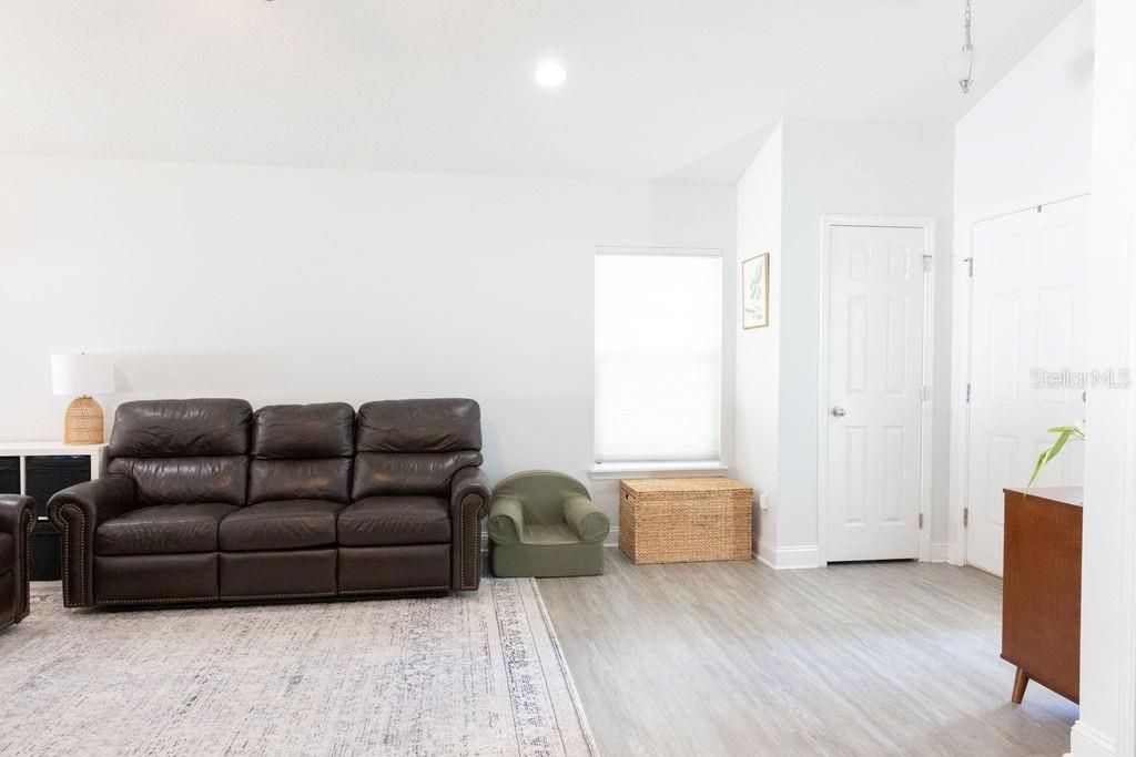 待售: $494,972 (3 贝兹, 2 浴室, 1428 平方英尺)