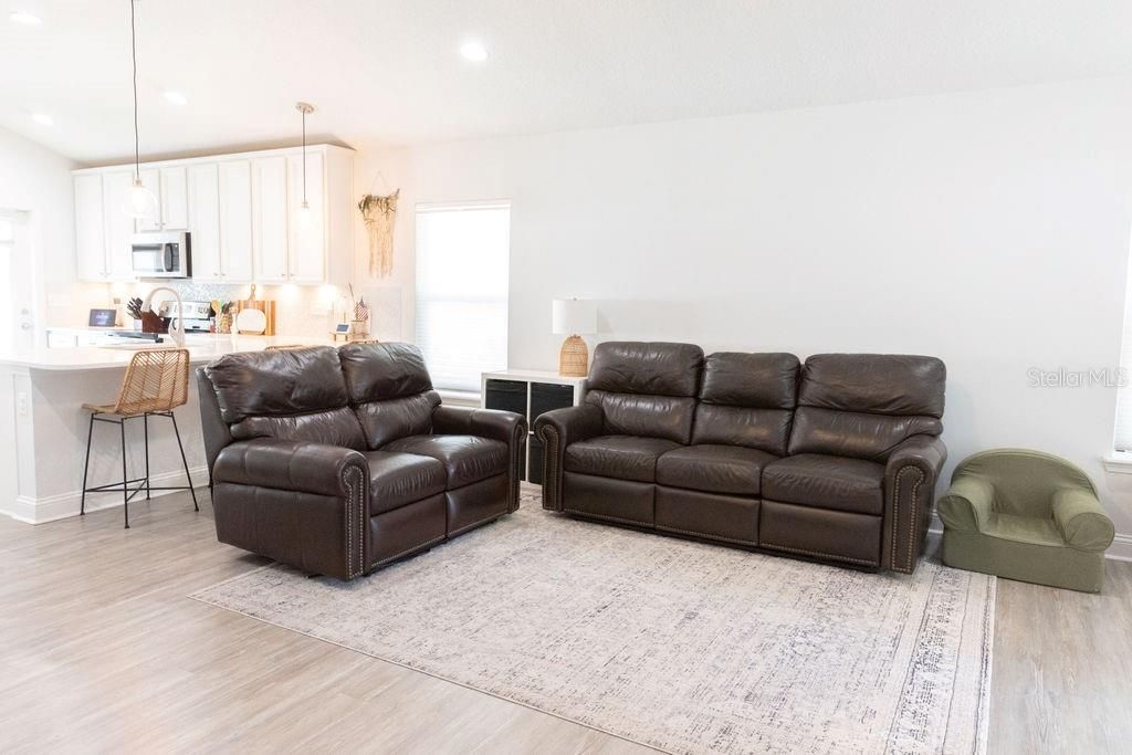 待售: $494,972 (3 贝兹, 2 浴室, 1428 平方英尺)