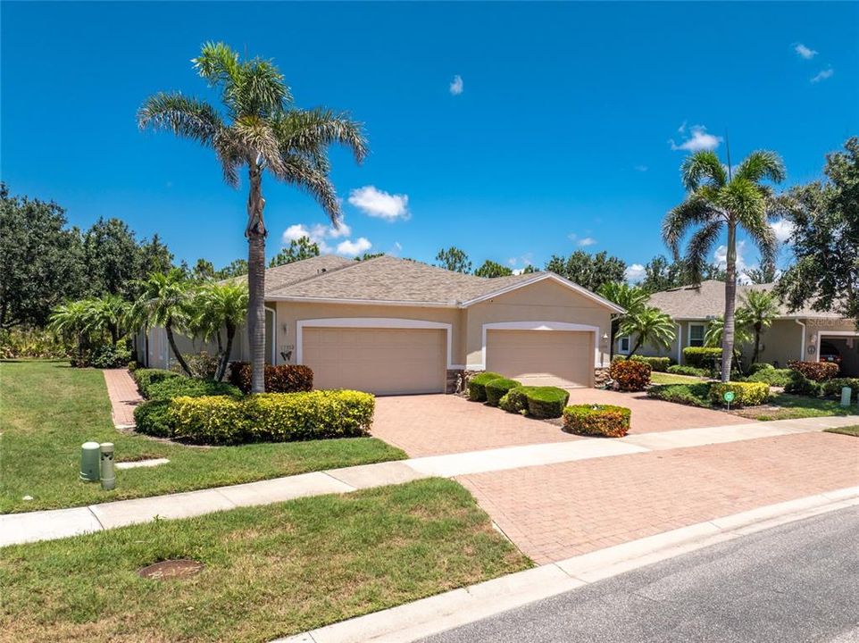 待售: $320,000 (3 贝兹, 2 浴室, 1536 平方英尺)