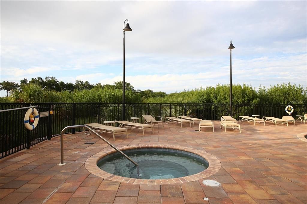 En Venta: $435,000 (3 camas, 2 baños, 1584 Pies cuadrados)