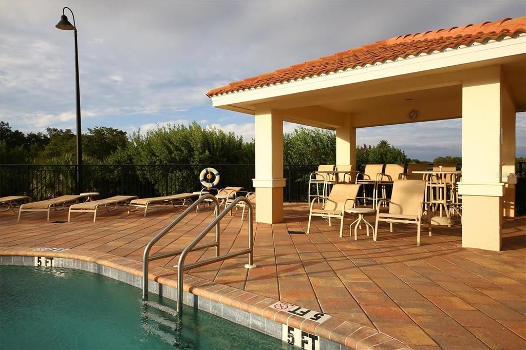 En Venta: $435,000 (3 camas, 2 baños, 1584 Pies cuadrados)