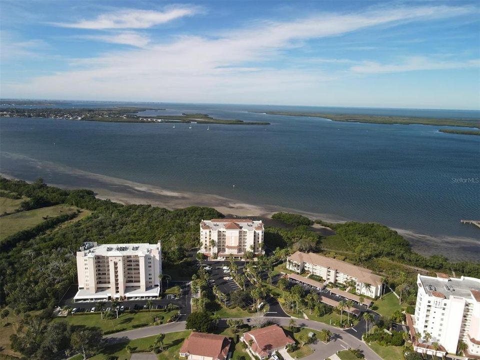 En Venta: $435,000 (3 camas, 2 baños, 1584 Pies cuadrados)