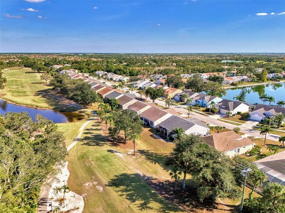 合同活跃: $349,900 (3 贝兹, 2 浴室, 1571 平方英尺)