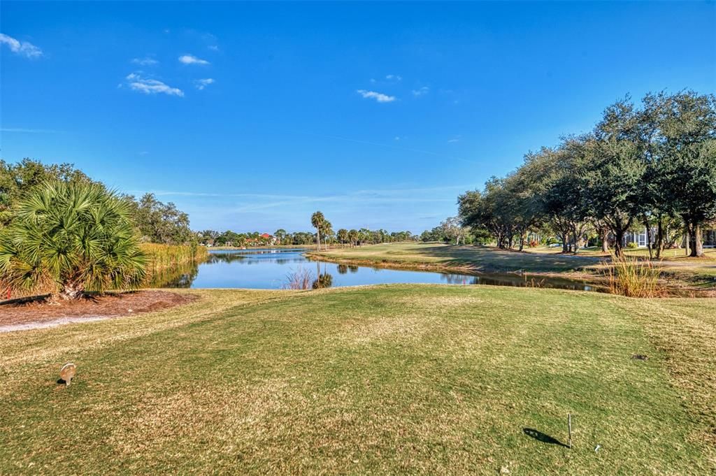 合同活跃: $349,900 (3 贝兹, 2 浴室, 1571 平方英尺)