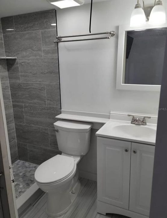 For Sale: $295,000 (3 beds, 2 baths, 1280 Square Feet)