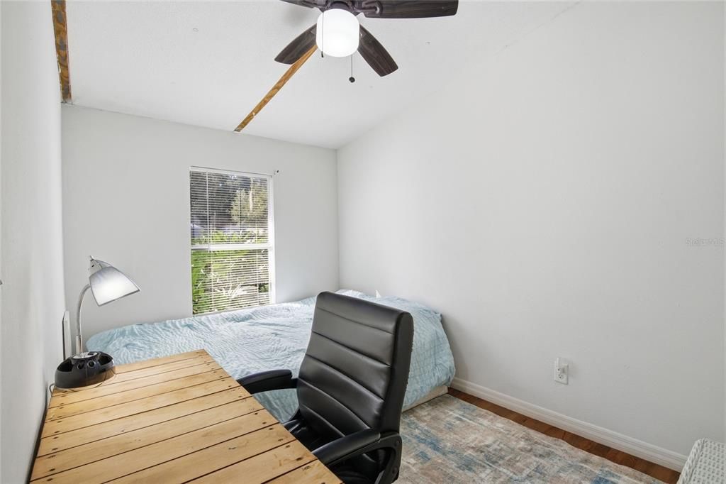 待售: $159,000 (3 贝兹, 2 浴室, 960 平方英尺)