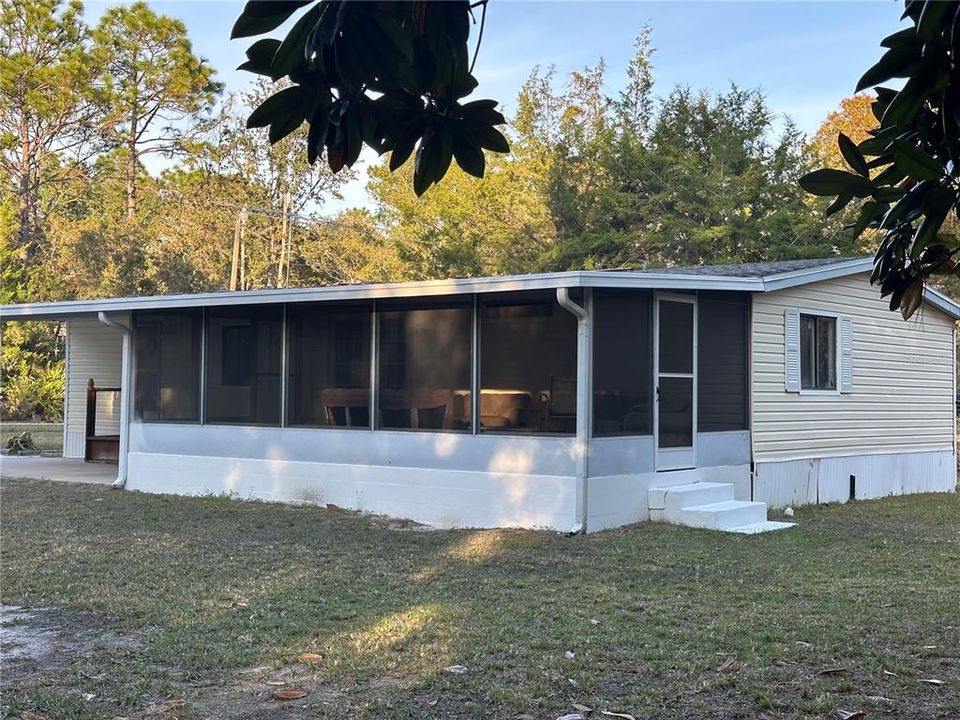 待售: $129,000 (3 贝兹, 2 浴室, 1056 平方英尺)