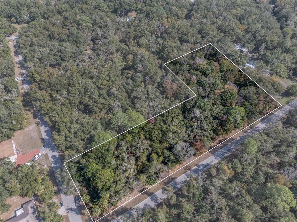 На продажу: $62,500 (2.33 acres)