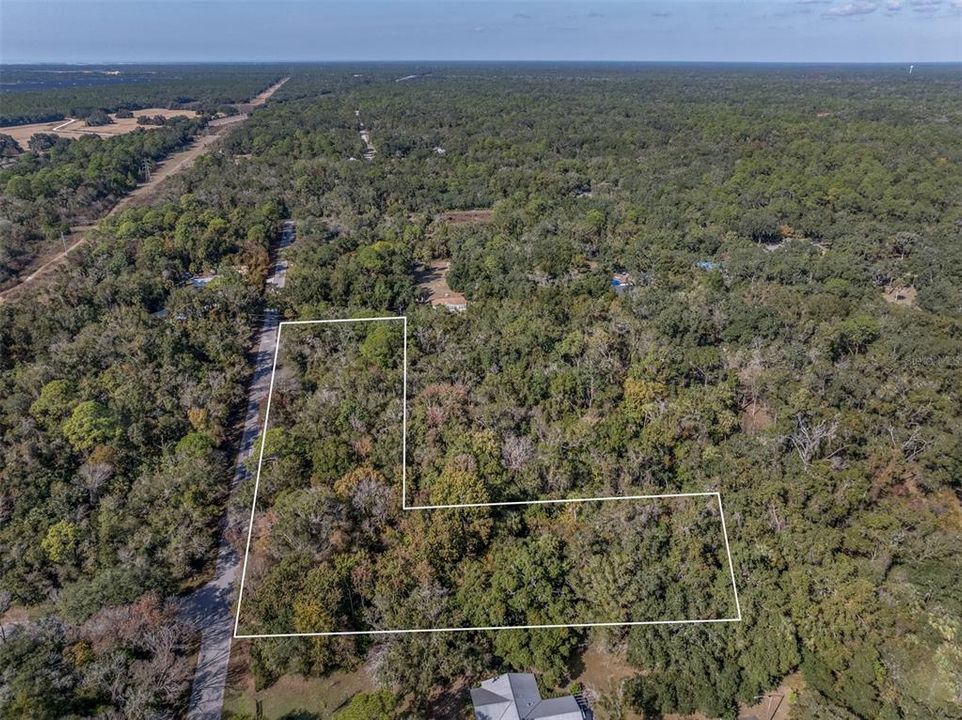 На продажу: $62,500 (2.33 acres)