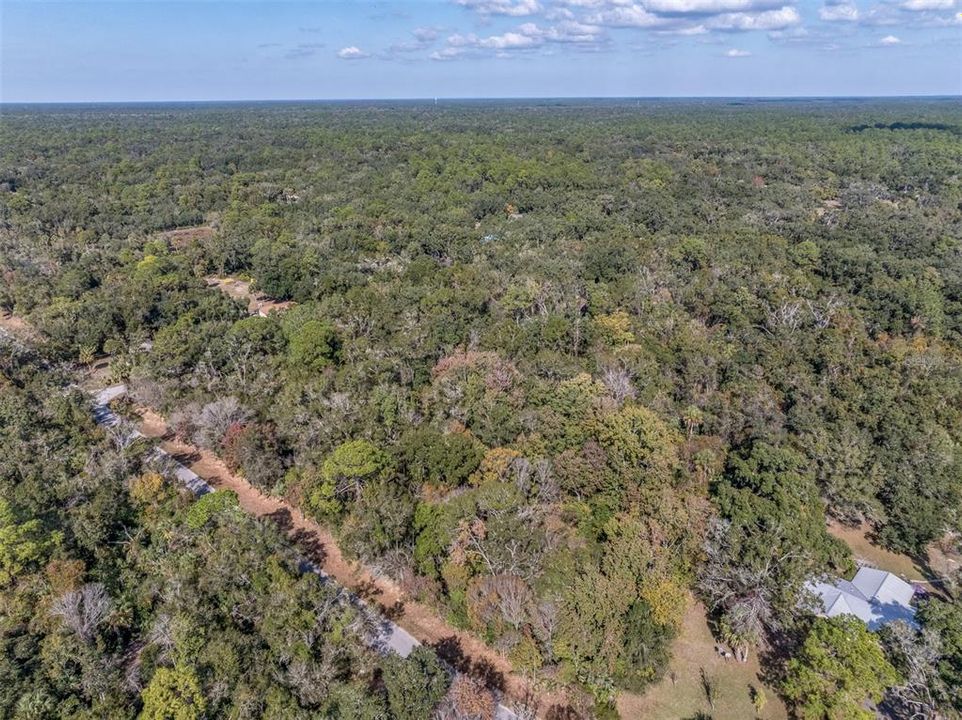 На продажу: $62,500 (2.33 acres)