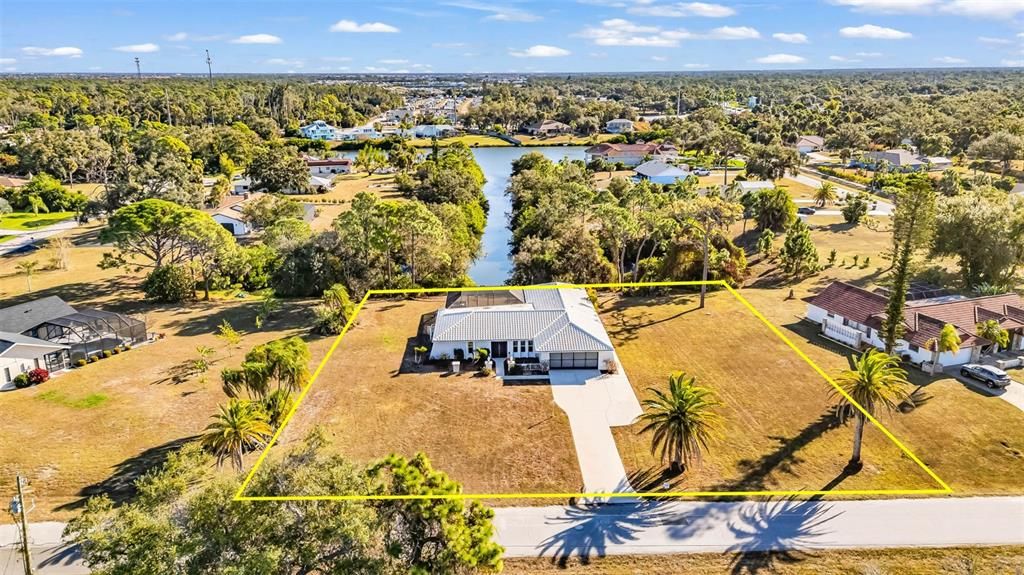 待售: $550,000 (3 贝兹, 2 浴室, 2235 平方英尺)