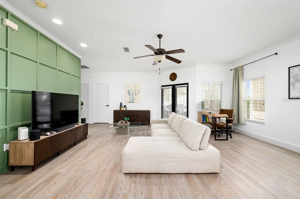 For Rent: $2,300 (3 beds, 2 baths, 1507 Square Feet)