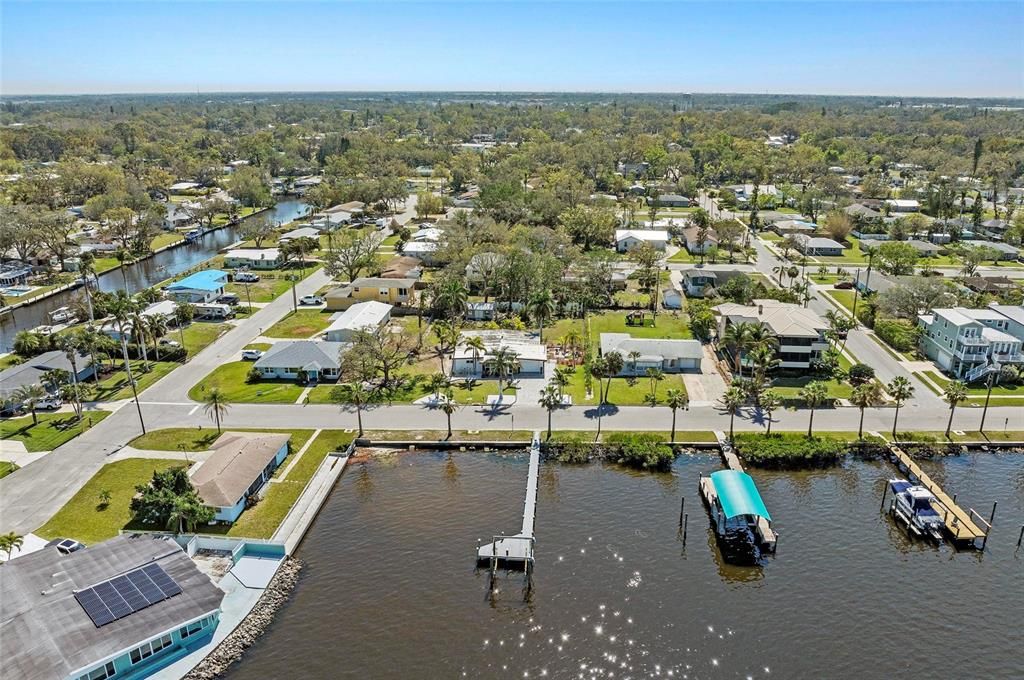 En Venta: $925,000 (2 camas, 2 baños, 1956 Pies cuadrados)