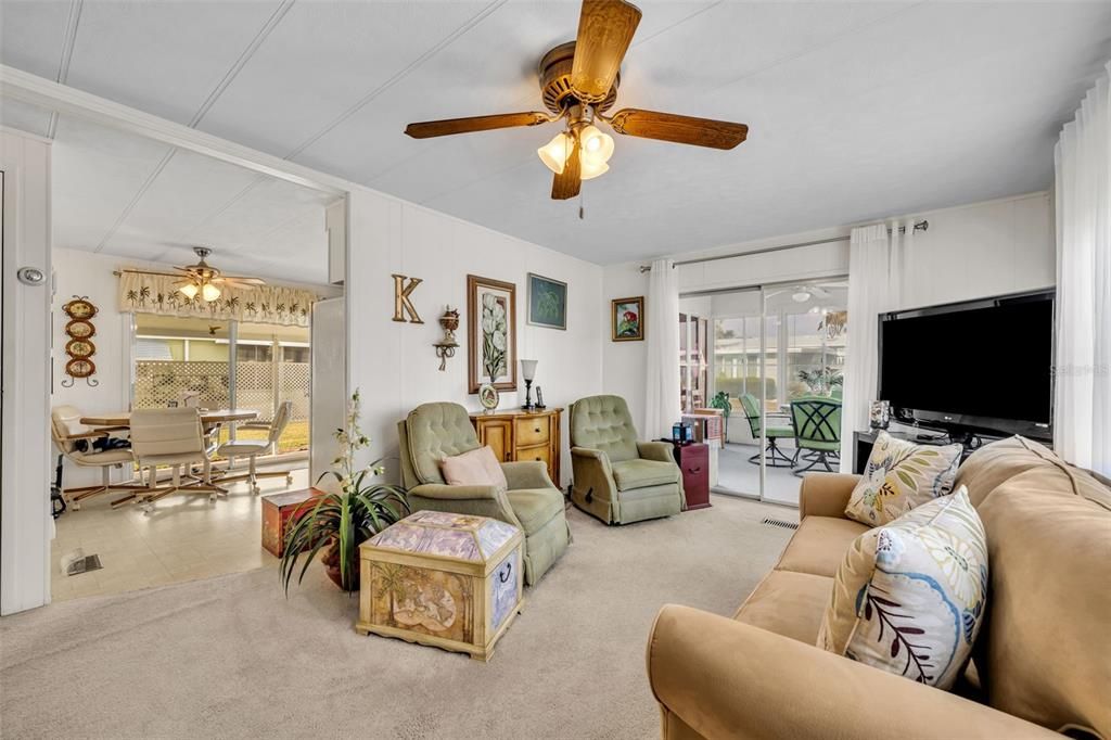 En Venta: $90,000 (2 camas, 2 baños, 828 Pies cuadrados)