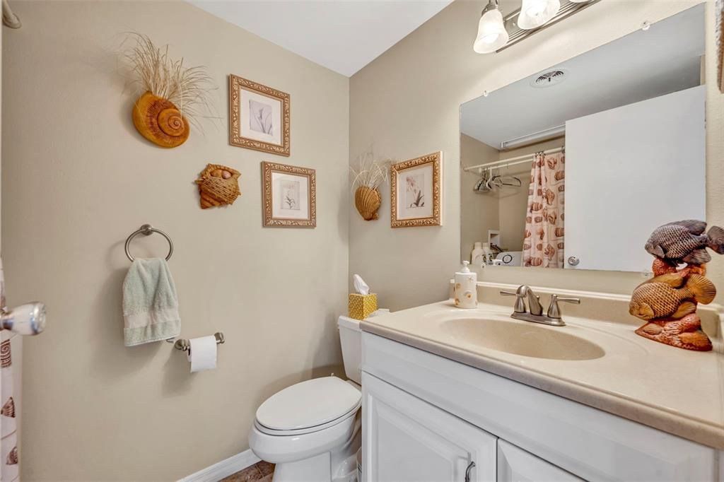 En Venta: $90,000 (2 camas, 2 baños, 828 Pies cuadrados)