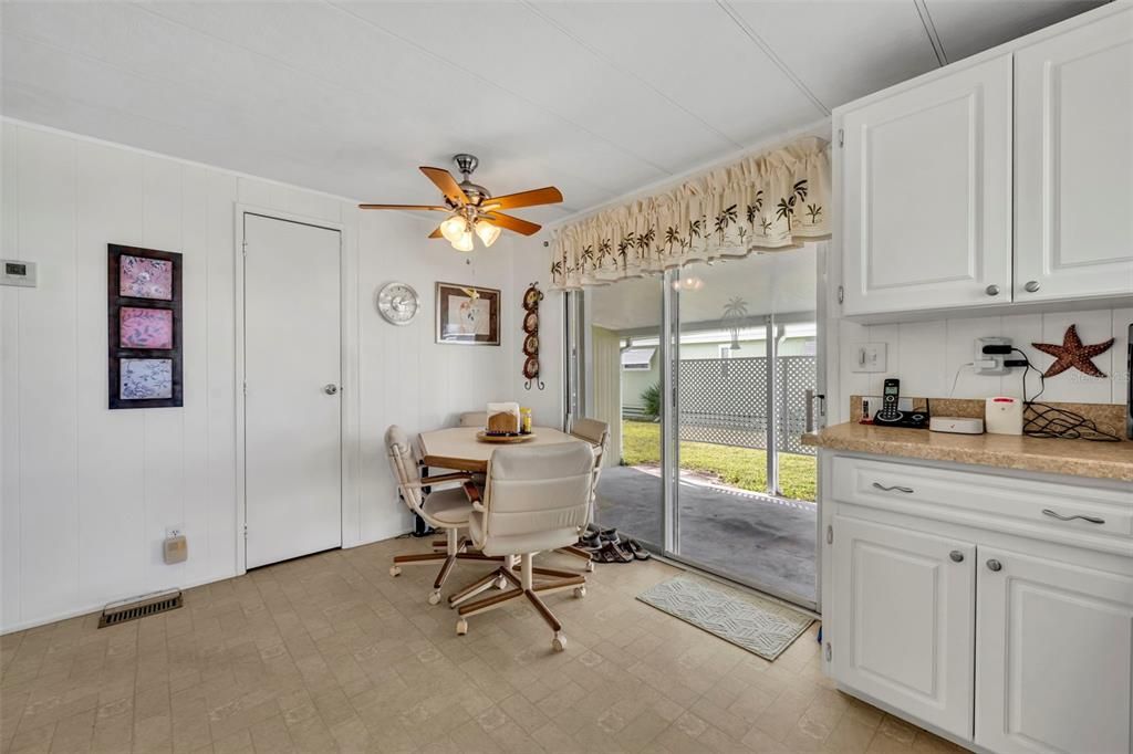 En Venta: $90,000 (2 camas, 2 baños, 828 Pies cuadrados)