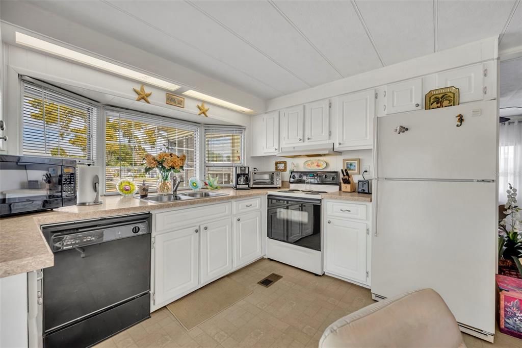 En Venta: $90,000 (2 camas, 2 baños, 828 Pies cuadrados)