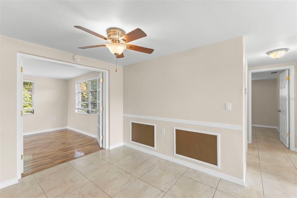 Activo con contrato: $205,000 (2 camas, 1 baños, 1104 Pies cuadrados)