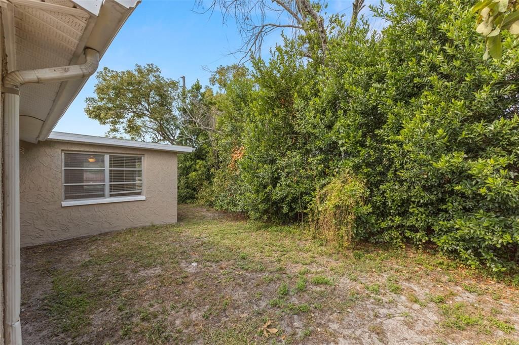 Activo con contrato: $205,000 (2 camas, 1 baños, 1104 Pies cuadrados)