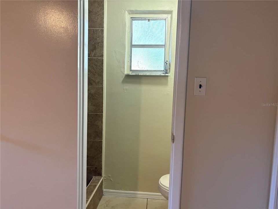 Activo con contrato: $205,000 (2 camas, 1 baños, 1104 Pies cuadrados)