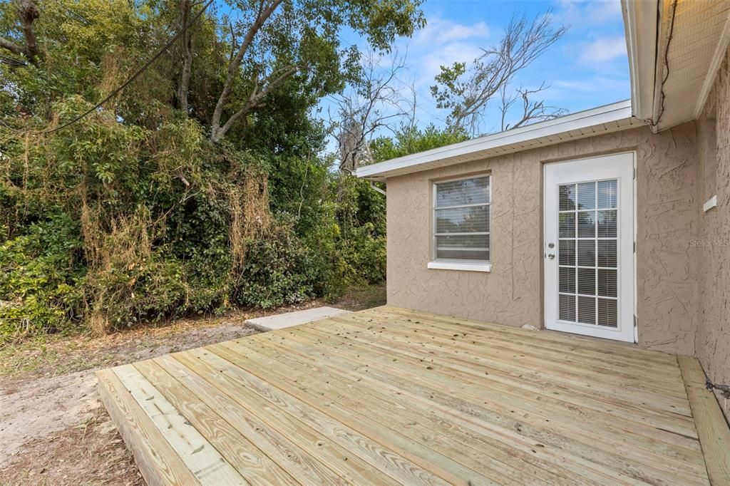 Activo con contrato: $205,000 (2 camas, 1 baños, 1104 Pies cuadrados)