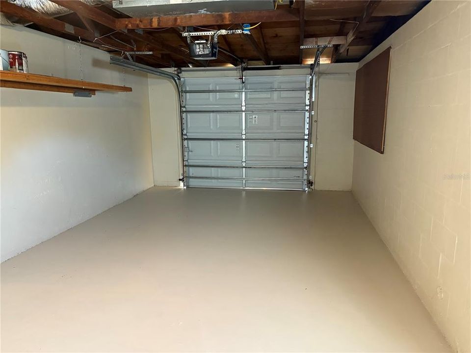 Activo con contrato: $205,000 (2 camas, 1 baños, 1104 Pies cuadrados)