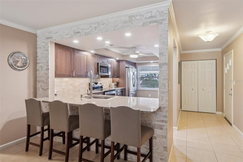 待售: $249,900 (3 贝兹, 2 浴室, 1410 平方英尺)