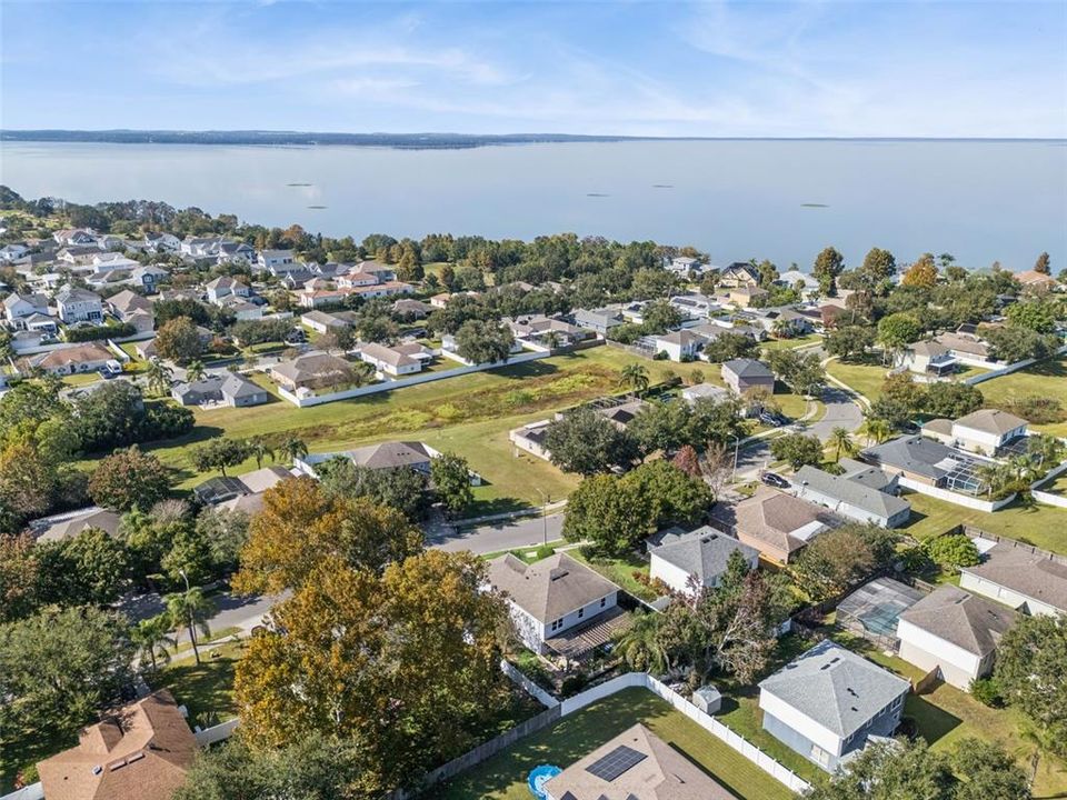 En Venta: $634,900 (4 camas, 2 baños, 2882 Pies cuadrados)