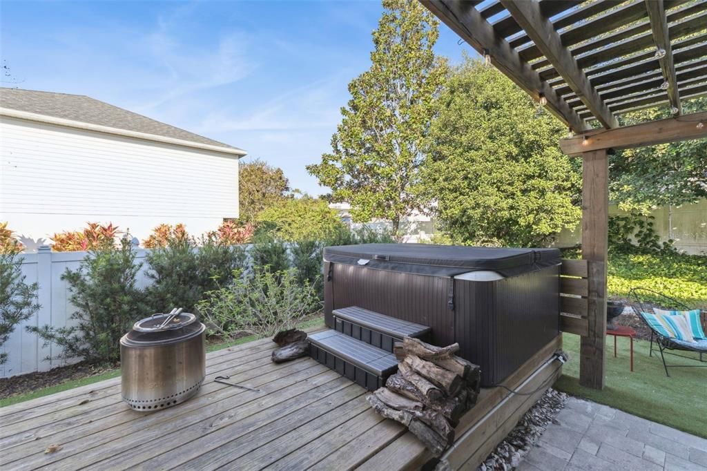 En Venta: $634,900 (4 camas, 2 baños, 2882 Pies cuadrados)