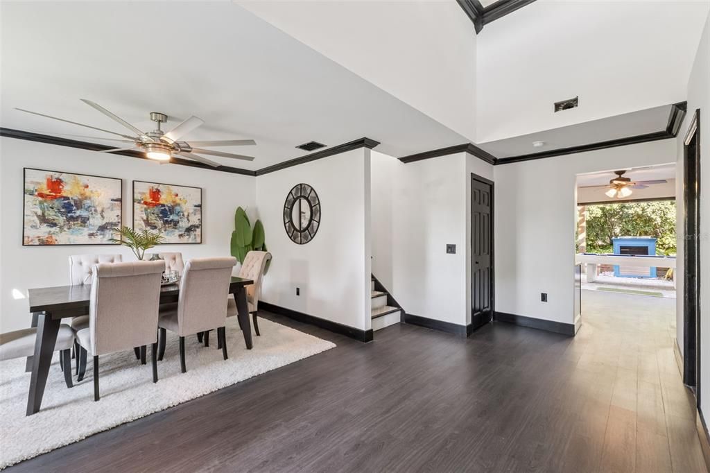 En Venta: $634,900 (4 camas, 2 baños, 2882 Pies cuadrados)