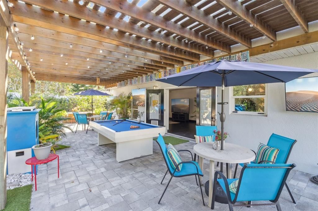 En Venta: $634,900 (4 camas, 2 baños, 2882 Pies cuadrados)