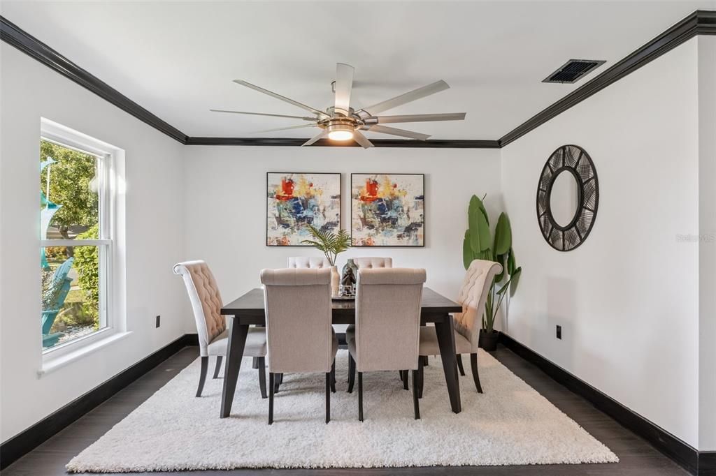 En Venta: $634,900 (4 camas, 2 baños, 2882 Pies cuadrados)