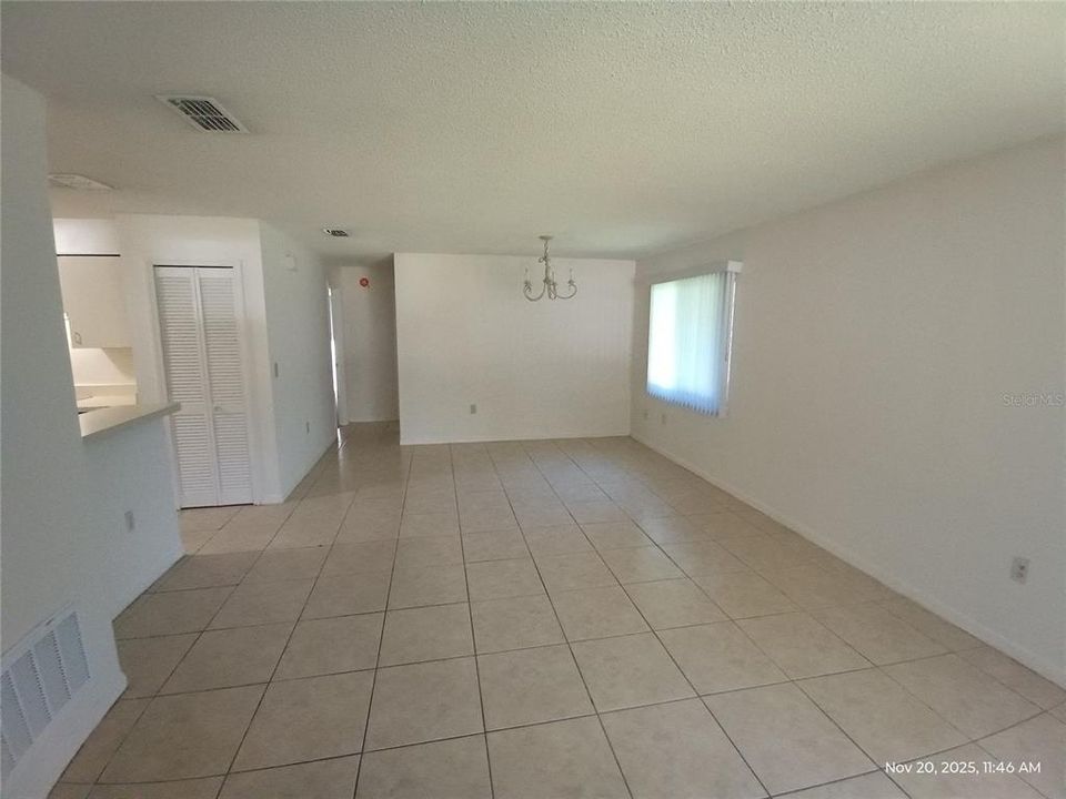 出租: $1,600 (2 贝兹, 2 浴室, 1060 平方英尺)