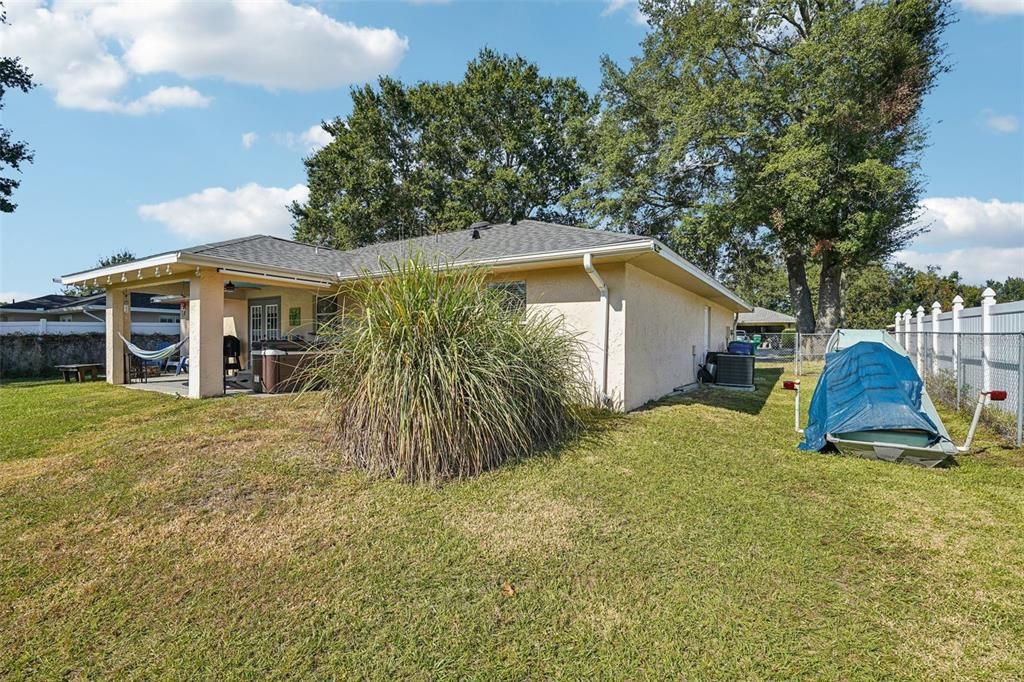 En Venta: $309,000 (3 camas, 2 baños, 1338 Pies cuadrados)