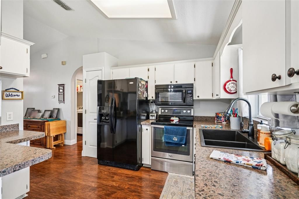 En Venta: $309,000 (3 camas, 2 baños, 1338 Pies cuadrados)