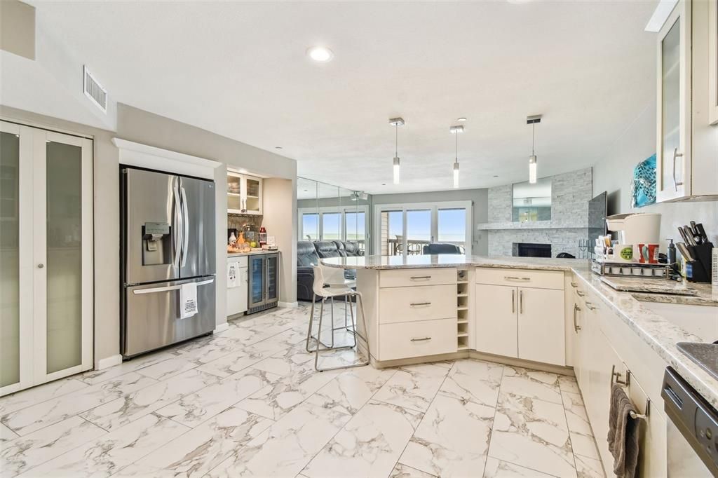 For Sale: $1,295,000 (4 beds, 3 baths, 1870 Square Feet)