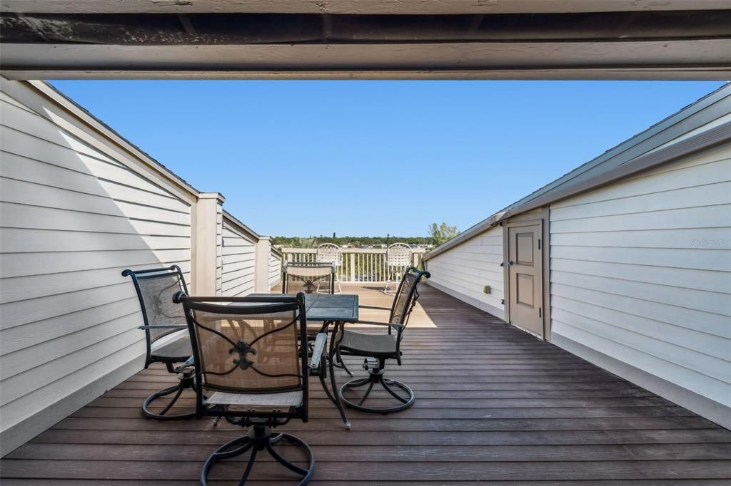 For Sale: $1,295,000 (4 beds, 3 baths, 1870 Square Feet)