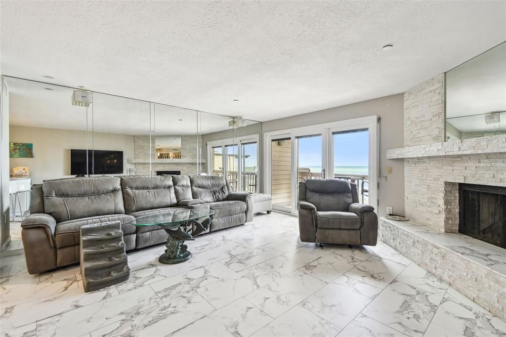 For Sale: $1,295,000 (4 beds, 3 baths, 1870 Square Feet)