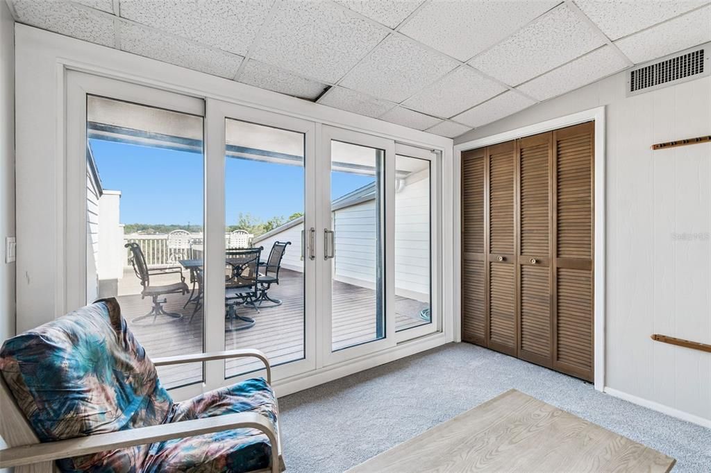 For Sale: $1,295,000 (4 beds, 3 baths, 1870 Square Feet)