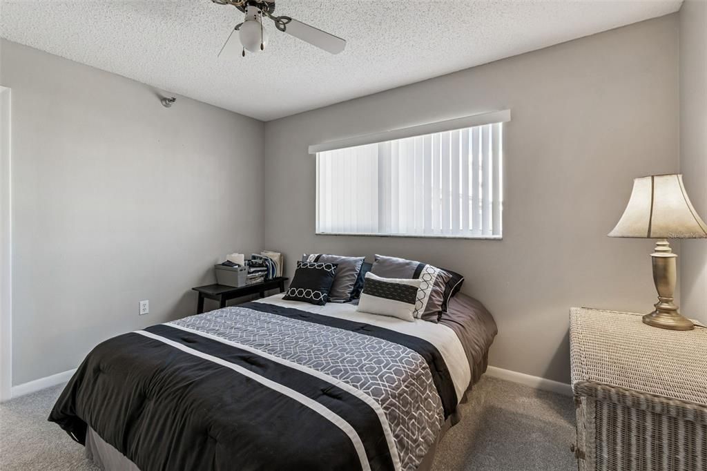 For Sale: $1,295,000 (4 beds, 3 baths, 1870 Square Feet)