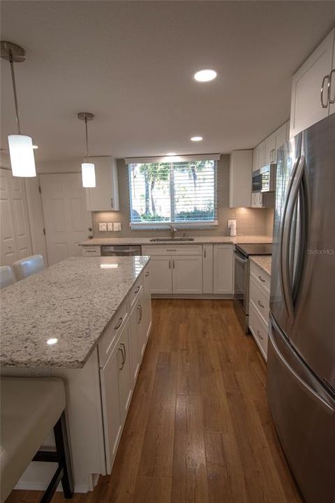 待售: $519,900 (3 贝兹, 2 浴室, 1301 平方英尺)