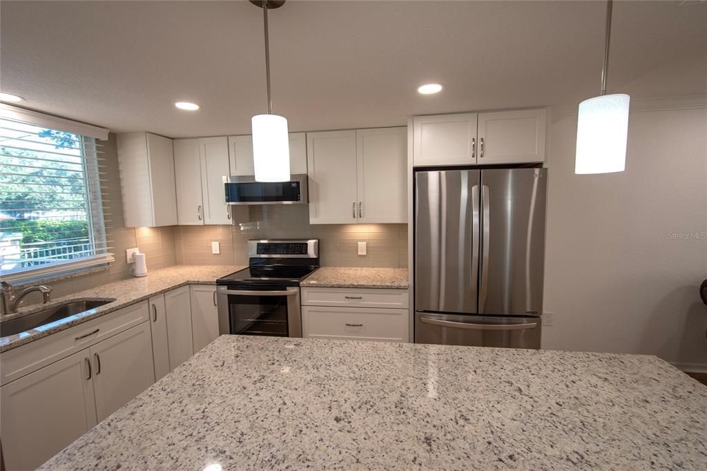 待售: $519,900 (3 贝兹, 2 浴室, 1301 平方英尺)