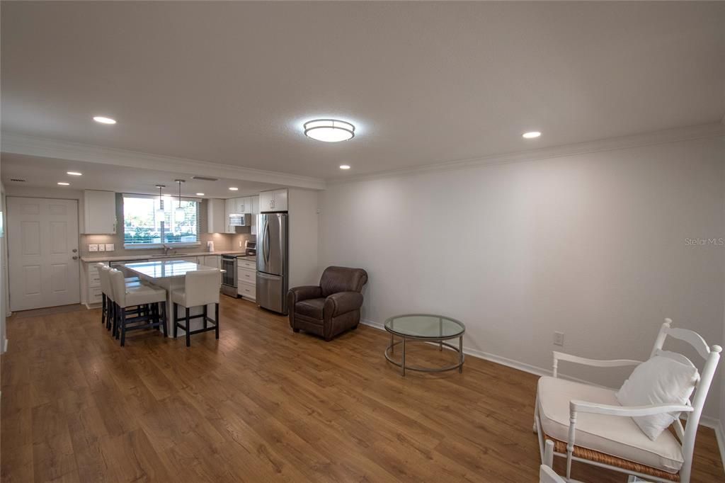 待售: $519,900 (3 贝兹, 2 浴室, 1301 平方英尺)