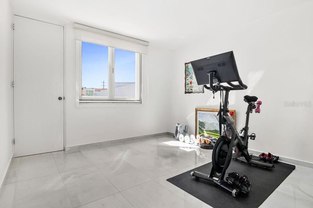 En Venta: $1,600,000 (5 camas, 3 baños, 3888 Pies cuadrados)