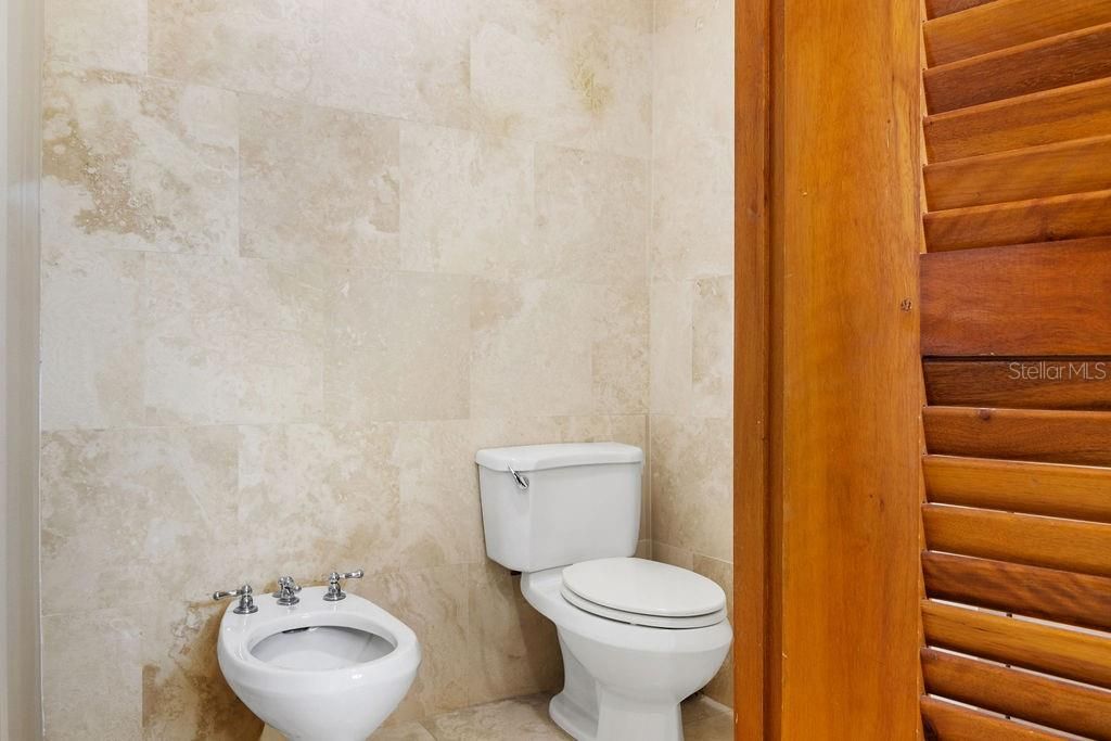 En Venta: $1,600,000 (5 camas, 3 baños, 3888 Pies cuadrados)