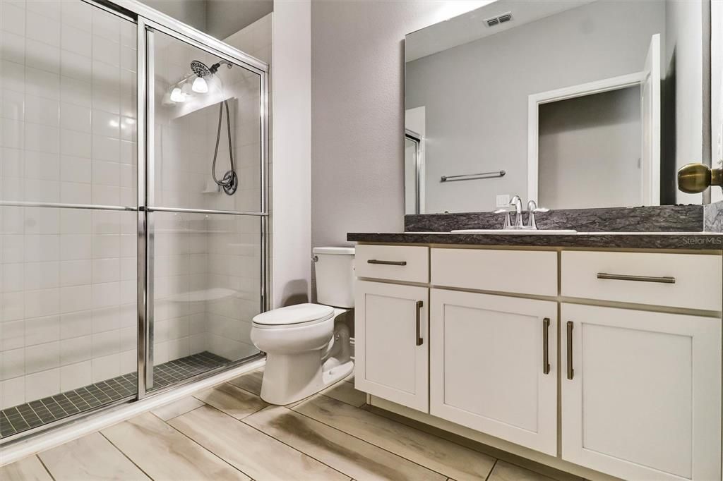 出租: $2,800 (4 贝兹, 2 浴室, 2112 平方英尺)